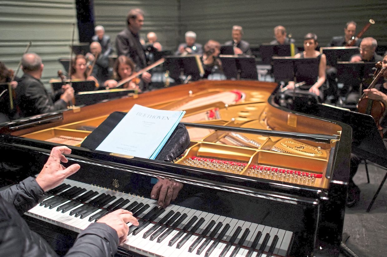 Musical therapy: classical concerts in New York for dementia sufferers