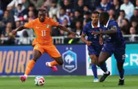 Soccer-Teenager Diomande starts for Ivory Coast against Ecuador