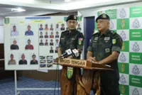 Cops cripple migrant smuggling syndicate with arrests of seven locals, 28 foreigners