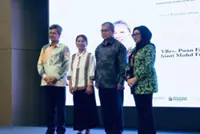 Tun Fuad honoured for nation-building contributions