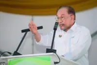 PM announces RM1mil for residents at Bukit Kiara longhouse project