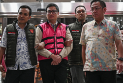 More suspects arrested as Indonesia widens probe into free meals corruption