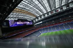 Soccer-Houston Fan Festival closed on Monday as wild weather set to hit Texas