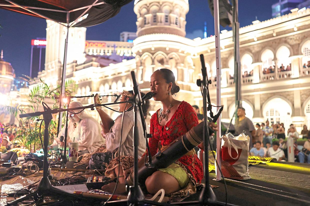 Javanese musician Tigra Rose, one of 11 women from across South-East Asia in The Wayang Women ensemble, performing during the show. — Reuters