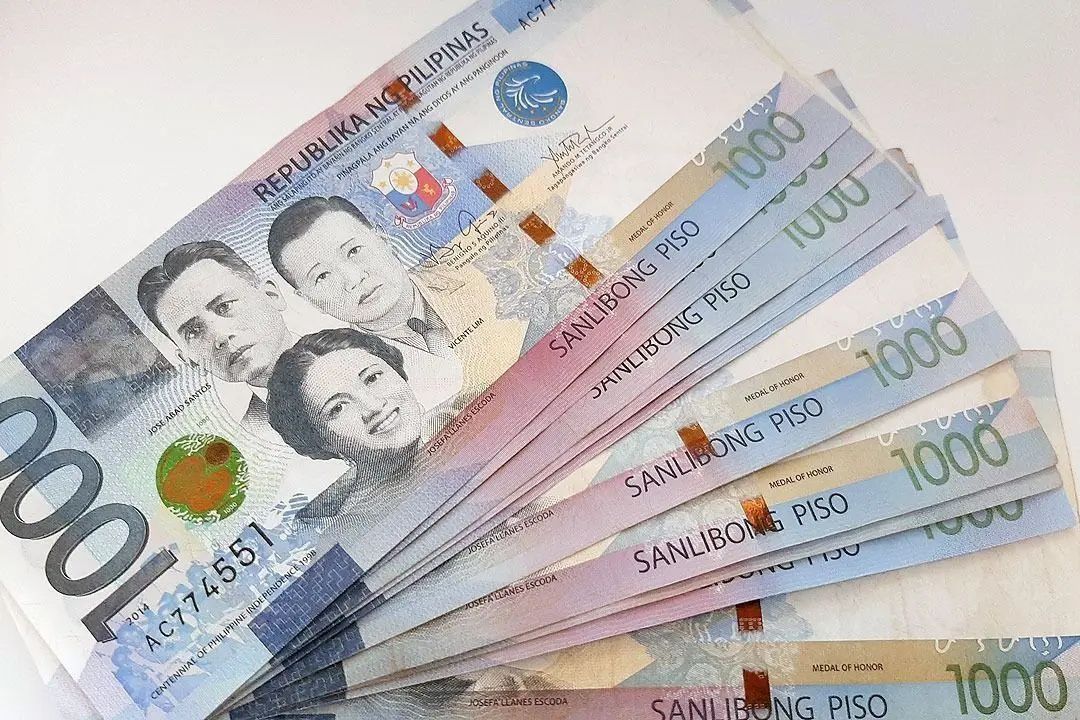 Philippines returns to global bond market as oil pressure eases
