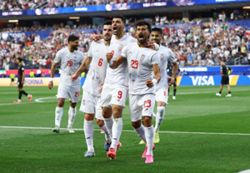 Soccer-Iran fight back to draw 2-2 with New Zealand at World Cup
