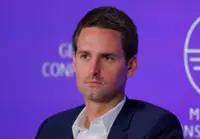 Snap CEO Spiegel defends Specs as long-term bet, pushes back against activist pressure