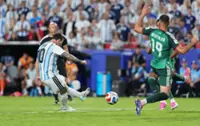 Soccer-Messi equals World Cup scoring record with hat-trick