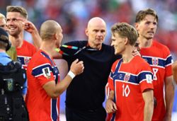 Soccer-Solbakken to give Norway players a break after Haaland delivers in World Cup opener