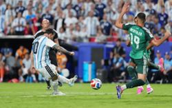 Soccer-Messi equals World Cup scoring record with hat-trick