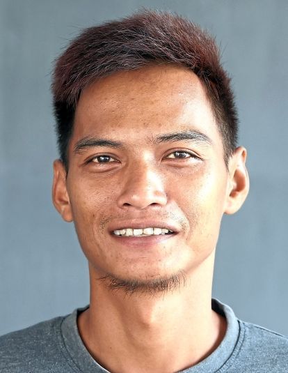 Mohd Ibdisham says the rising cost of living remains a major concern in Yong Peng.
