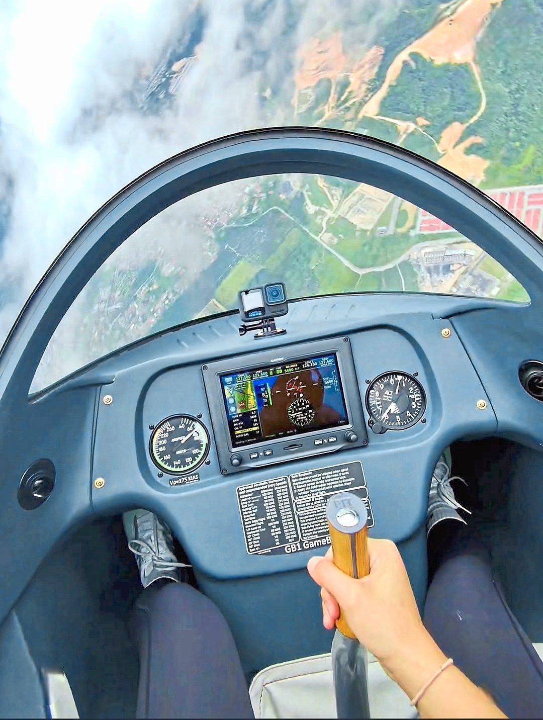 'Once you’re flying, you have to be fully focused and aware of your surroundings,' says Samantha.