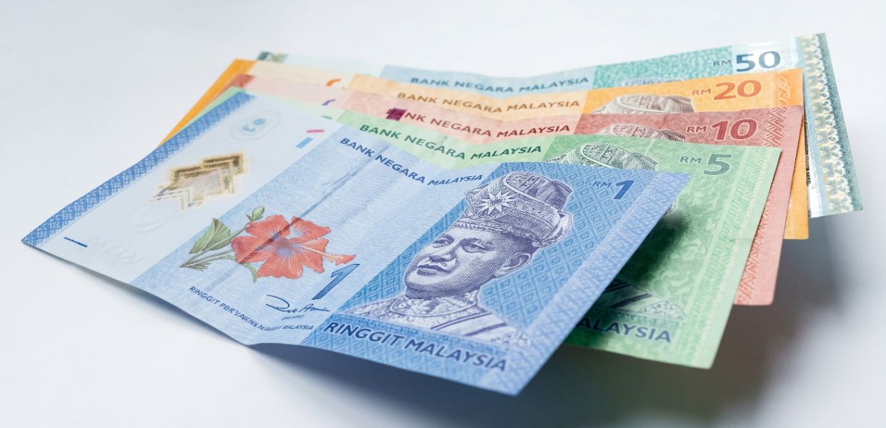 Ringgit closes lower against greenback on Fed rate hike expectations