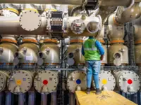 Adani Green seeks US$1bil loan after US settlement