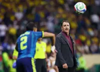 Soccer-Colombia feel weight of Azteca atmosphere in World Cup win over Uzbekistan, says Lorenzo