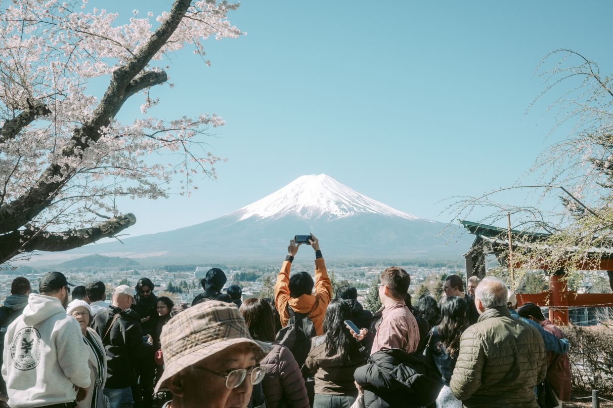 Breaking point at Mount Fuji