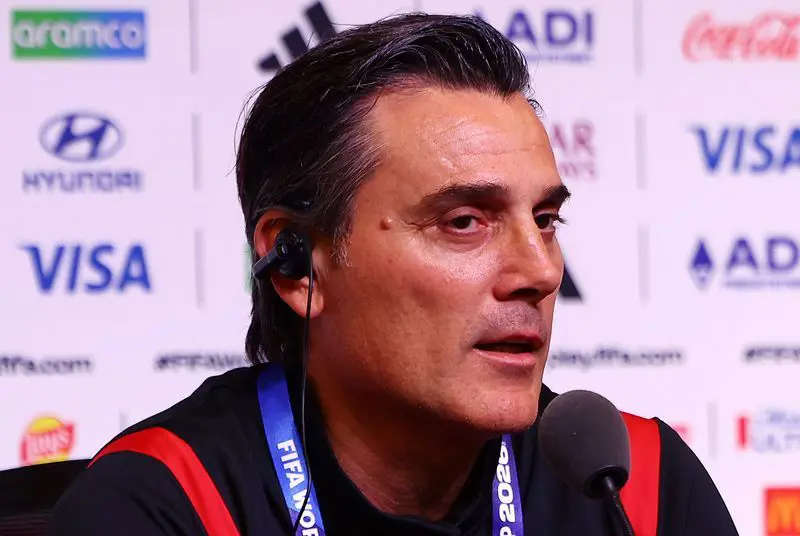 Football: Soccer-'They're men, not robots': Turkey coach tells