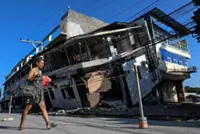 Deadly Philippines quake turns seabed into shore