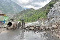 Kashmir grounds to a halt