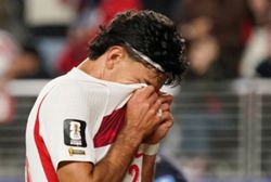 Soccer-'Everybody's crying': Tearful Turkey crash out without a goal