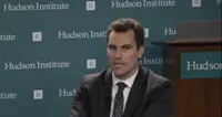 US trade official takes aim at Beijing, faults Washington on industry