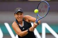 Tennis-Pegula knocks out Sabalenka to set up Berlin final with Noskova