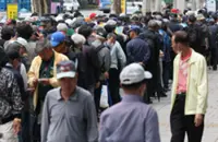 Can Seoul afford free bus rides for seniors?