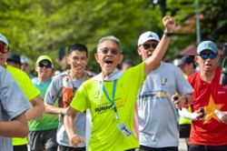 Retiree completes 2,400km run for children with cancer