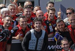 Motorcycling-Marquez storms to Czech MotoGP victory with late pass on Bagnaia
