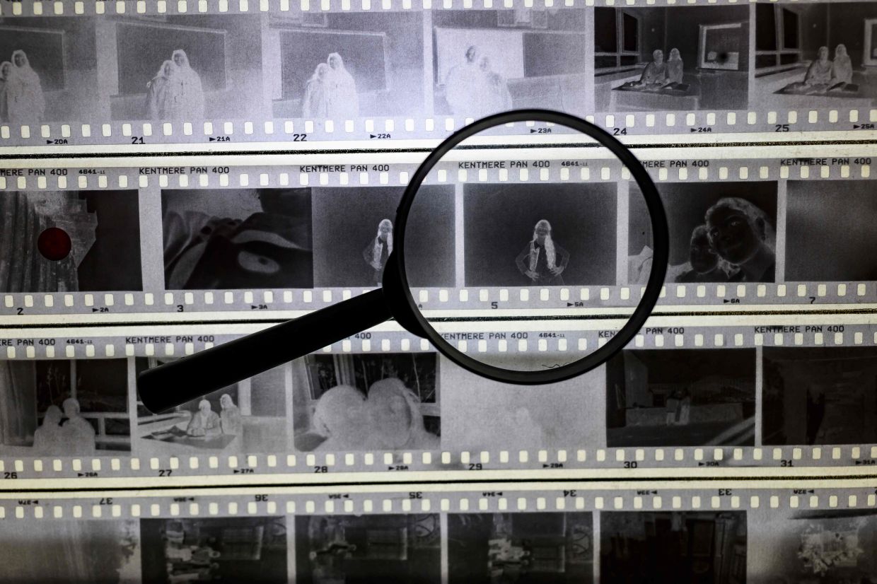 The project, called Fotohane Darkroom, started in Mardin in 2024, by Kilic and Syrian photographer and educator Serbest Salih. In Turkish, Arabic, Kurdish and Persian, Fotohane means 'house of photo', a name chosen by the children. Photo: AFP