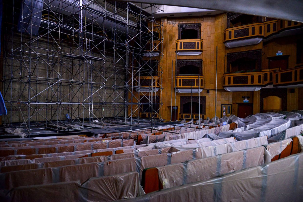 The Panggung Sari hall at Istana Budaya is currently being prepared for reopening. Istana Budaya aims to resume operations as early as July, following the completion of safety compliance requirements set by the Department of Occupational Safety and Health (DOSH) for the use of stage facilities at Panggung Sari. Photo: Bernama 