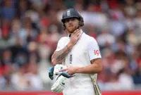 Cricket-'Insufficient evidence' against England pair in nightclub incident, regulator says