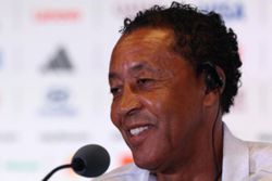 Soccer-Cape Verde coach Bubista dreams big after stunning World Cup start