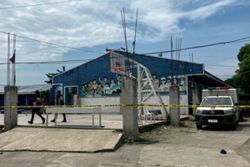 Country in shock - two students in custody after deadly shooting at high school in the Philippines kills three