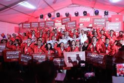 Johor polls: Anwar unveils Pakatan's 56 candidates