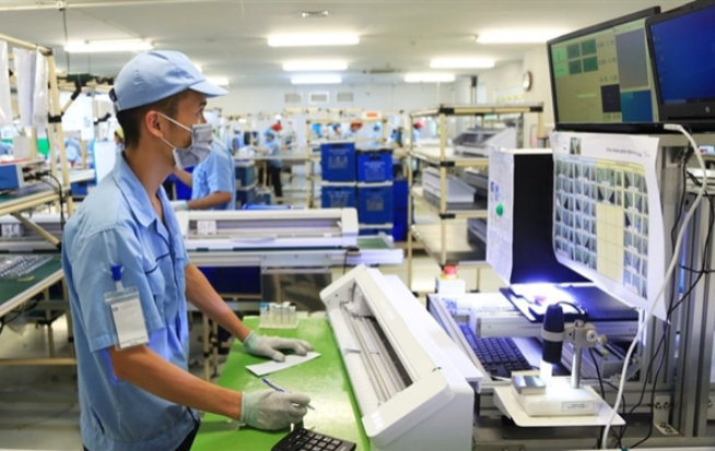 Hanoi backs private sector