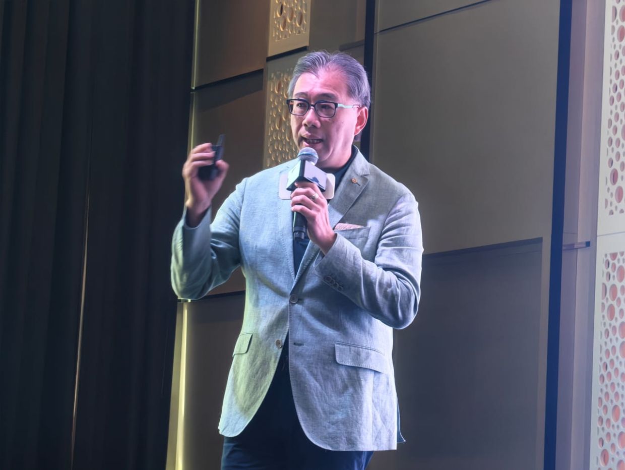 Alex Liao, the CEO of Welbloom