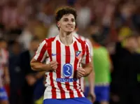 Soccer-Alvarez says he wants to leave Atletico Madrid to 'fulfil his dream'