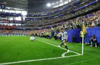 Soccer-Stars sparkle early as Messi and Mbappe light up World Cup
