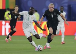 Soccer-Senegal skipper Koulibaly owns up to mistakes against Norway