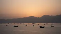 Evacuation plan through Hormuz for stranded ships in Gulf underway, UN agency say