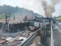 Six-vehicle highway crash leaves driver dead