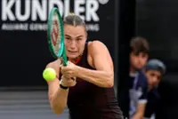 Tennis-Top contender Sabalenka faces fresh scrutiny at Wimbledon as mental scars linger
