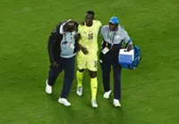 Soccer-Senegal keeper Mendy out of World Cup clash with Iraq due to knee injury