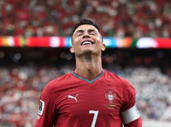 Soccer-'I'm back': Record-breaker Ronaldo fires Portugal to 5-0 win over Uzbekistan