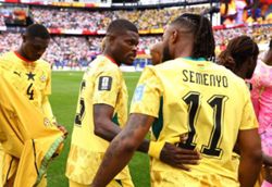 Soccer-Ghana's Partey jeered by England fans in World Cup clash