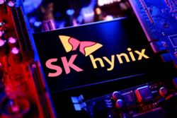 How SK Hynix's bet on a niche memory chip made it more valuable than Samsung