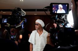 Soccer-Ronaldinho trades retirement for third-tier Italian dreams at 46