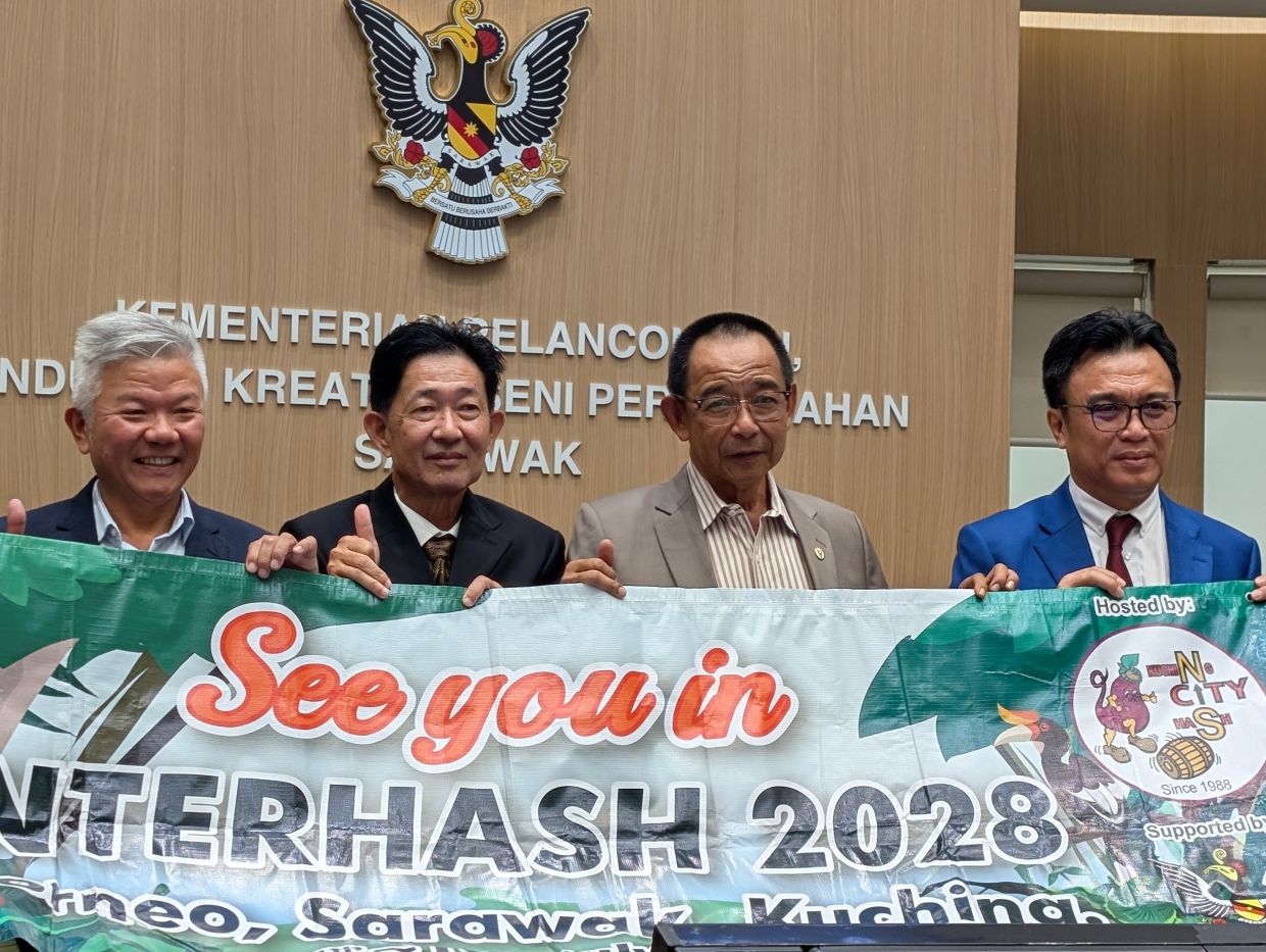 State Tourism, Creative Industry and Performing Arts Minister Datuk Seri Abdul Karim Rahman Hamzah (second right) announcing Interhash 2028 in Kuching on Thursday (June 25).