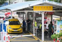 Malaysian cross-border taxis to pay S$15 per Singapore trip from 2027, up from S$2 a month